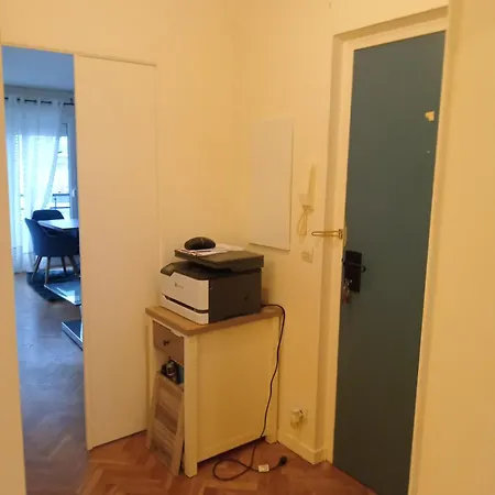 Myhotel92 * Nanterre
