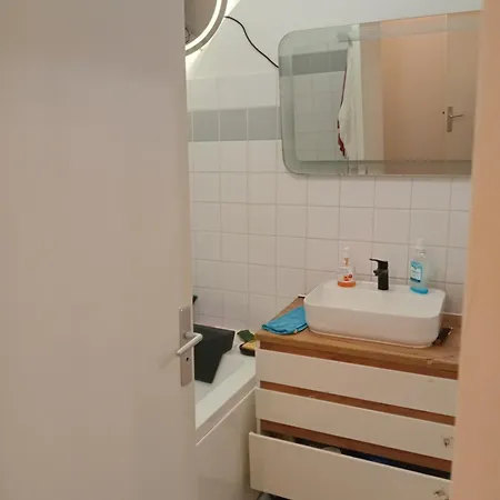 Myhotel92 Apartmán Nanterre